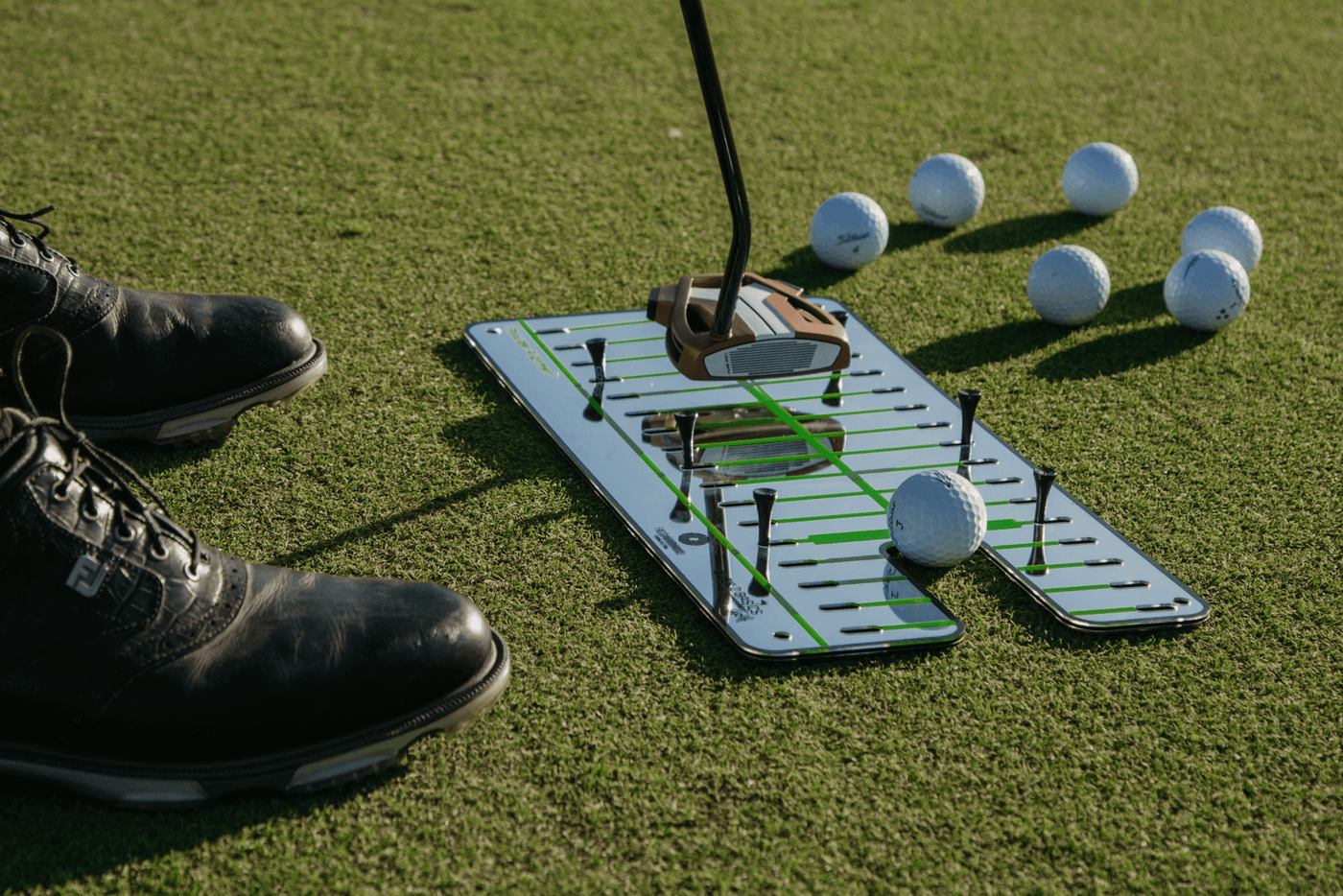 Using  A Putting Mirror | Back 2 Basics Golf